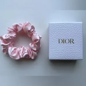 極美品✨Christian Dior Hair Rubber Pink CD DIOR CD40041U XXL (90 - 190) with Grey lenses and Pink frame